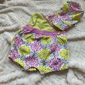 Short-sleeved one piece romper with matching hat! - BUNDLE ME!